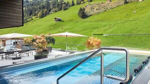 Outdoor spa tub - Gästehaus Wildschütz (Tux)