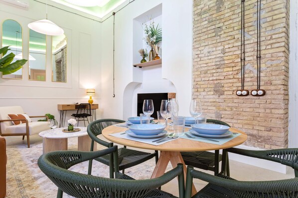 Apartment (1 Bedroom) | Living room