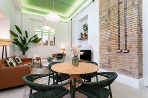 Apartment (1 Bedroom) | Living room