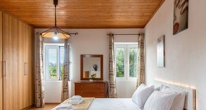 Country House 'Serenity' with Private Terrace, Wi-Fi, and Air Conditioning