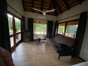 In-room safe, iron/ironing board, free WiFi - Kruger Park Lodge Unit 550 (Hazyview, Kruger Park Lodge)