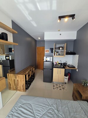 1 bedroom, in-room safe, free WiFi, bed sheets