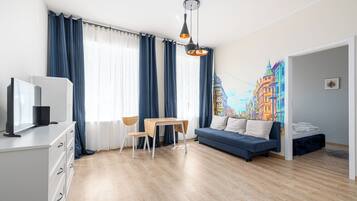 City Apartment | Living room