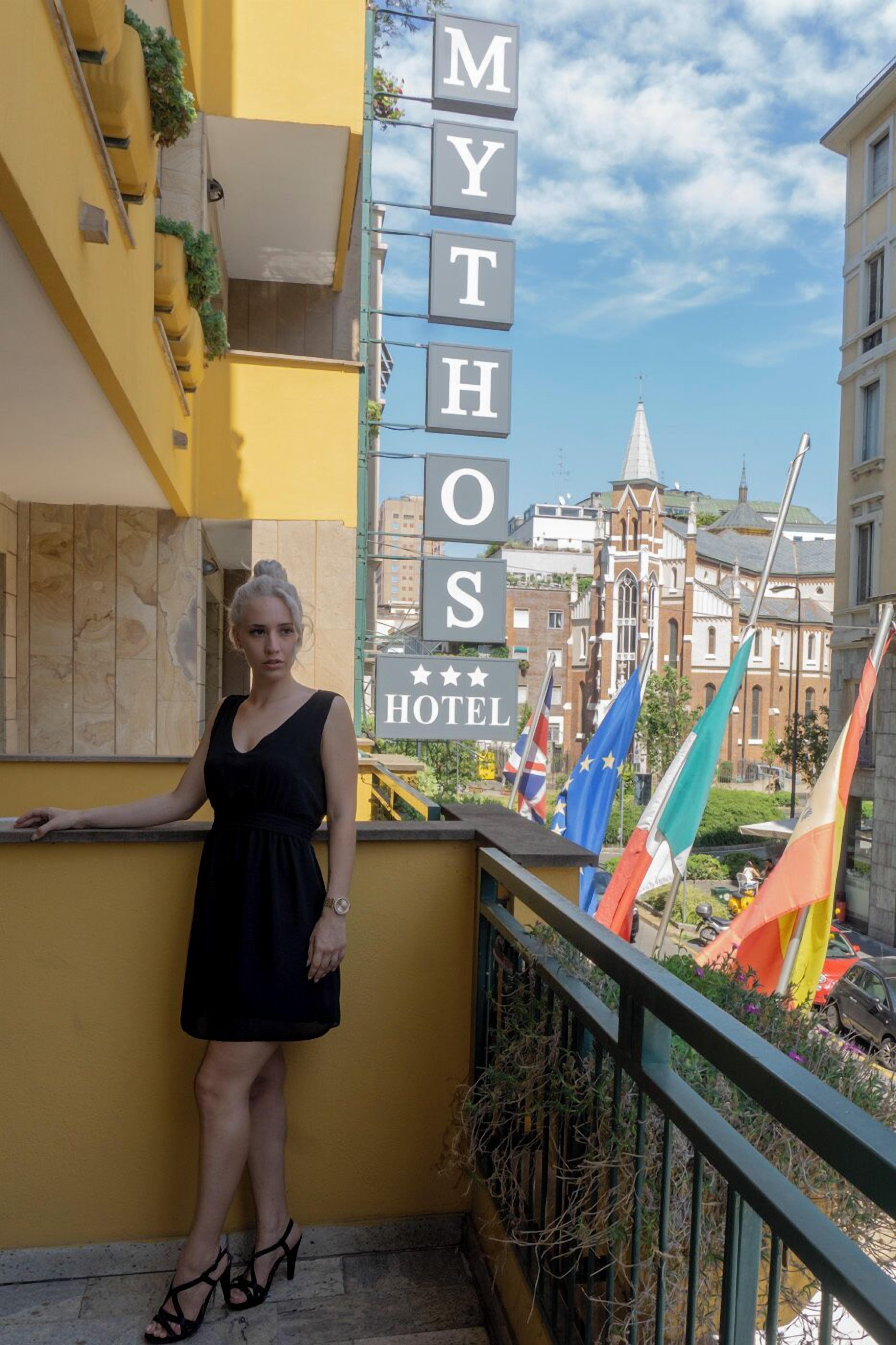 Habitación con 1 cama doble o 2 individuales, vistas a la ciudad | Terraza o patio