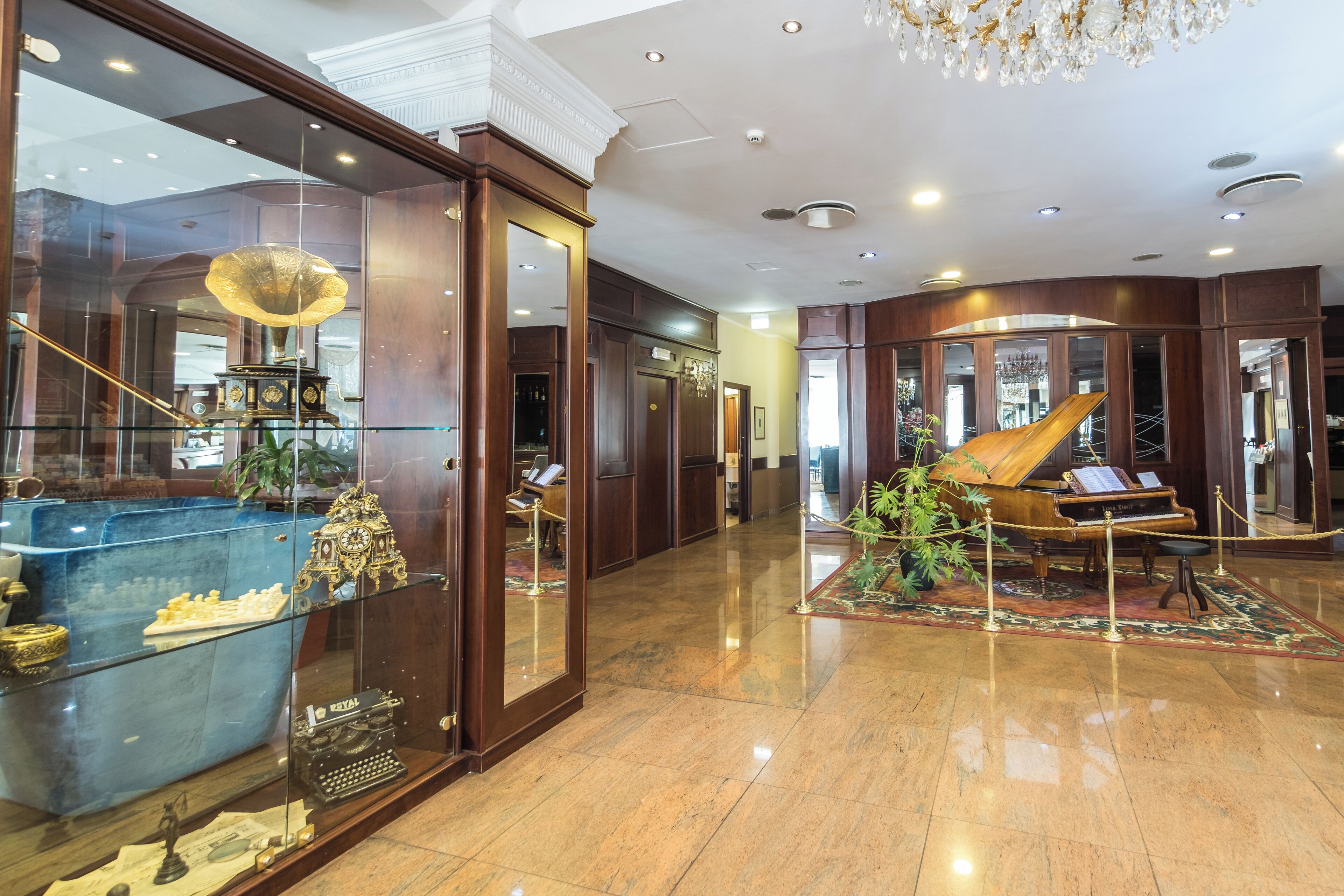 Photo - Hotel Mythos