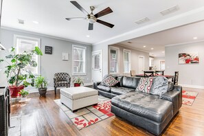 บ้านพัก (3 Bedrooms) | ภายใน