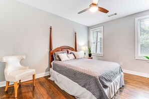 House (3 Bedrooms) | Interior - 4 Mi to Dtwn: Relaxing Escape w/ Yard in Atlanta (Atlanta)