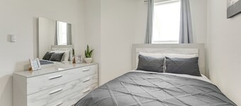 12 Mi to San Antonio River Walk: Home w/ Yard!