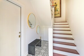 Apartment (0 Bedroom) | Interior