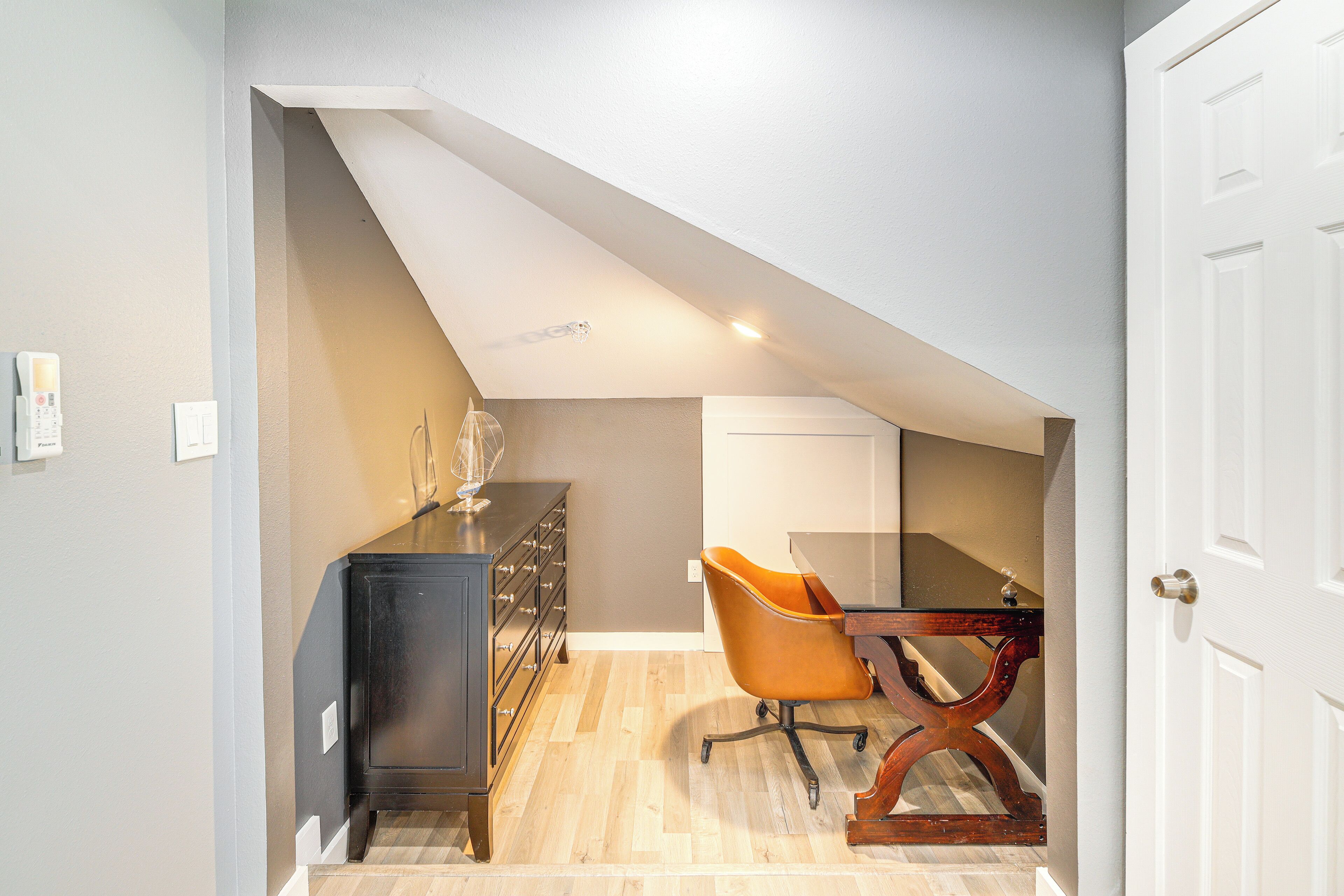 Apartment (0 Bedroom) | Interior