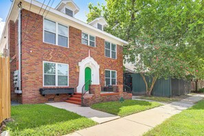 Apartment (0 Bedroom) | Interior