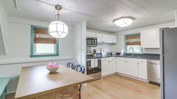 Rumah (4 Bedrooms) | Interior