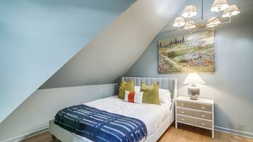 House (4 Bedrooms) | Interior