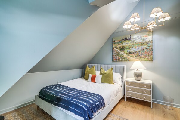 House (4 Bedrooms) | Interior