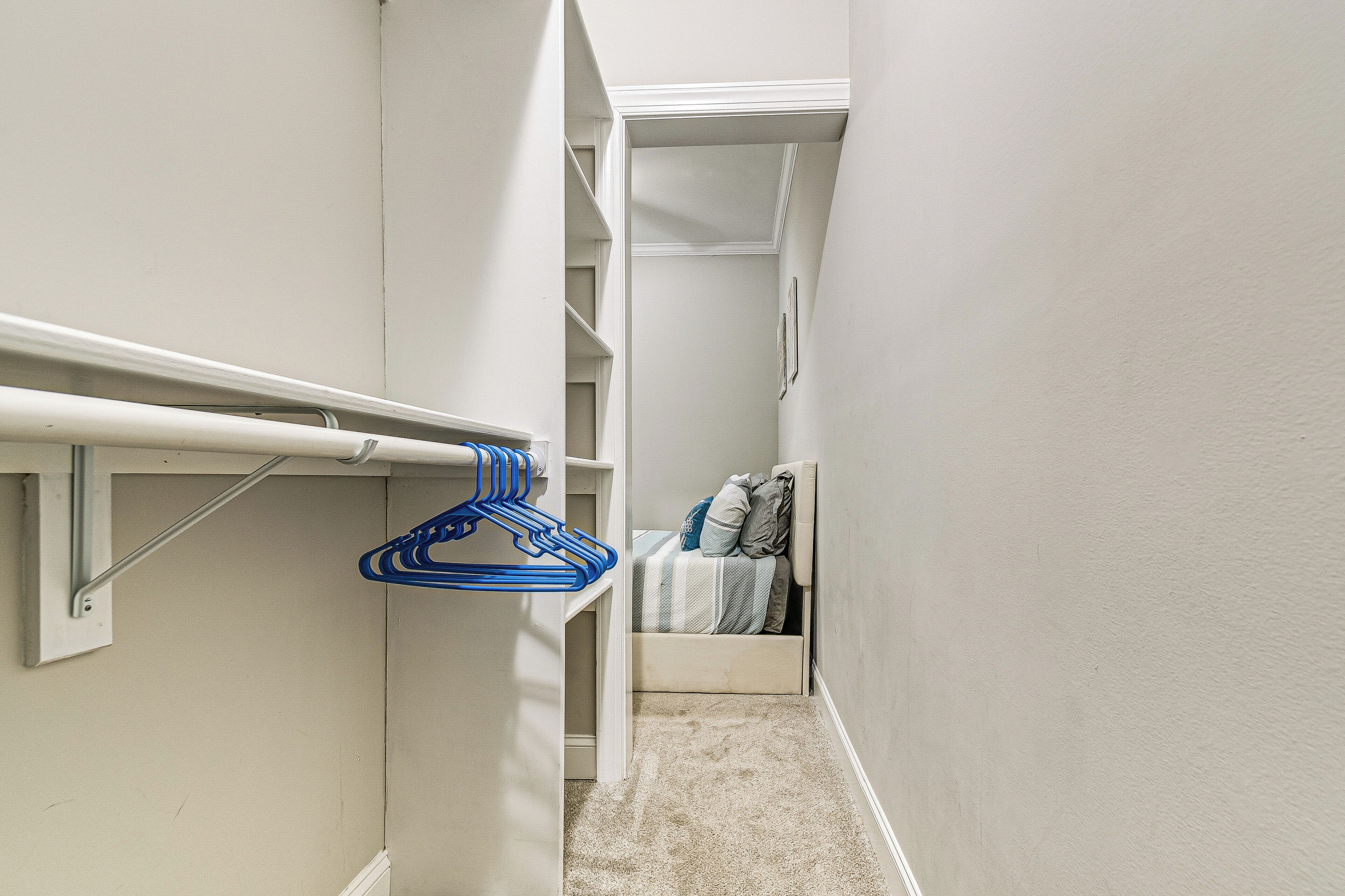 Apartment (0 Bedroom) | Interior