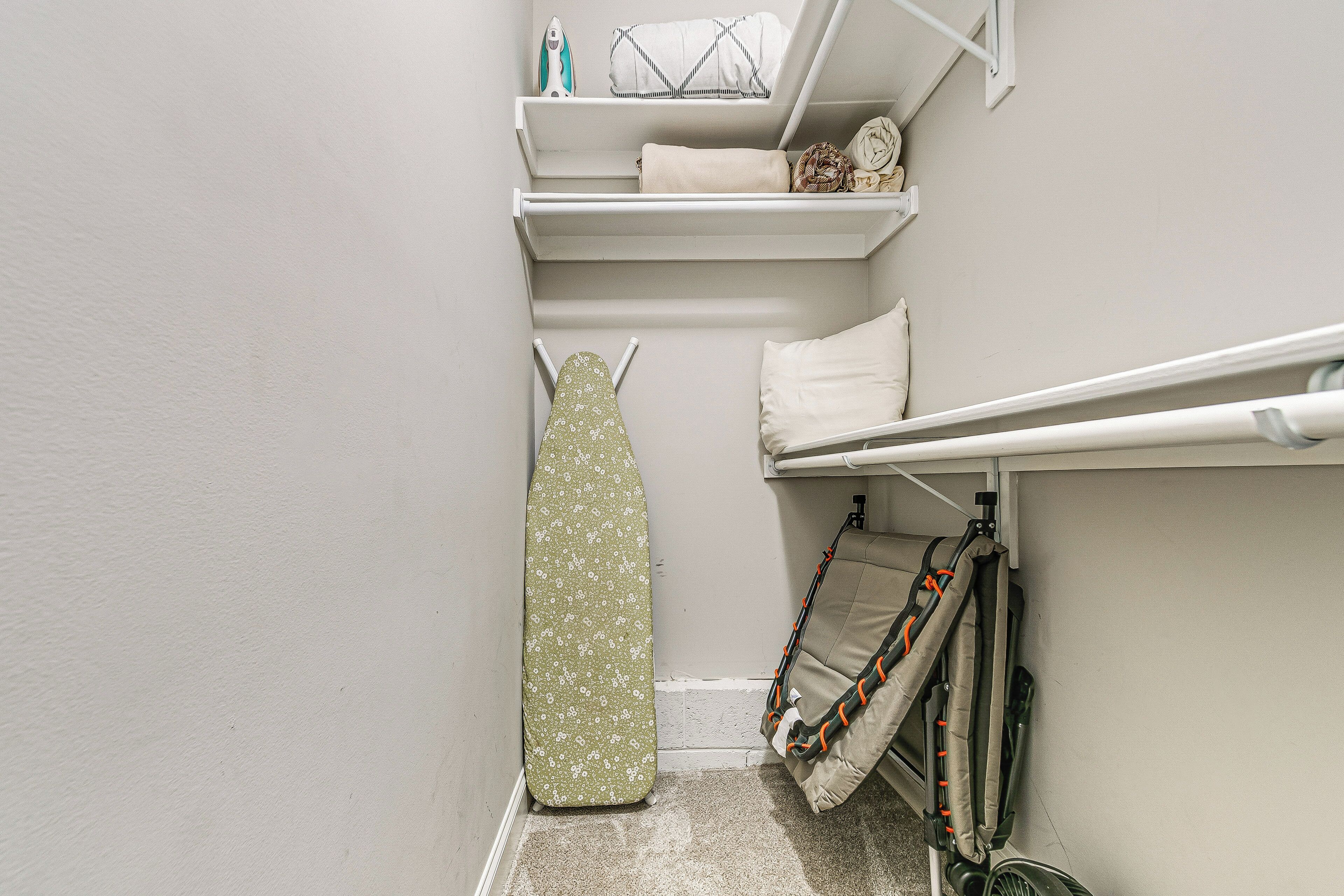 Apartment (0 Bedroom) | Interior