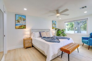 House (3 Bedrooms) | Interior - Private Hot Tub & Fenced Yard: Sleek Gulfport Home (Gulfport)