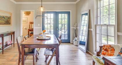 3 Mi to Dtwn Okc: Pet-friendly Paseo Gem!