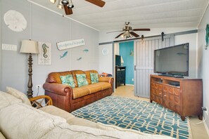 Casa (2 Bedrooms) | Interior