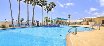 4 Mi to Beach: Home w/ Pool & Golf in Port Isabel!