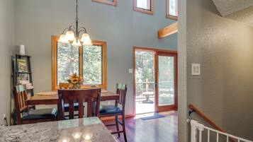 Casa (2 Bedrooms) | Interior