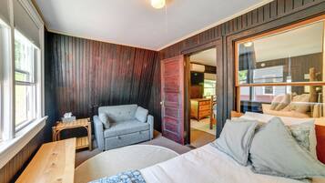 House (5 Bedrooms) | Interior