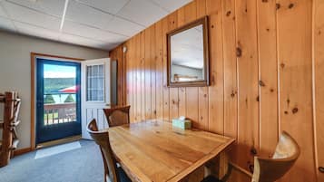 Apartment (0 Bedroom) | Interior