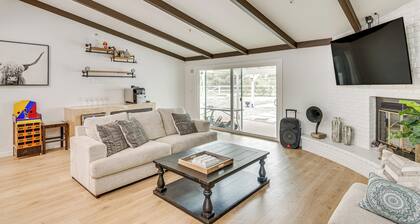 Patio, Fire Pit & Hillside Views: Agua Dulce Home