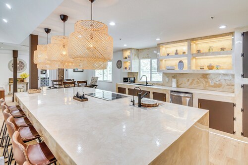 Patio, Fire Pit & Hillside Views: Agua Dulce Home