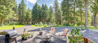 Walk to Happys Inn: Studio w/ Outdoor Space!