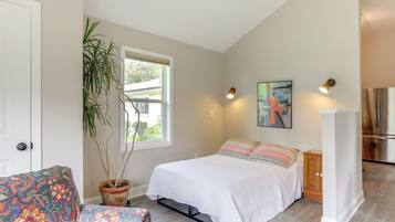 Apartment (0 Bedroom) | Interior