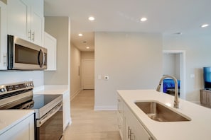 Apartment (2 Bedrooms) | Bahagian dalam