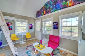 House (1 Bedroom) | Interior