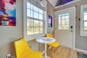 House (1 Bedroom) | Interior