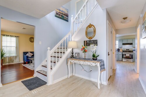 Spacious Home w/ Patio: 8 Mi to Dtwn Decatur