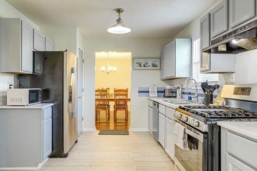 Spacious Home w/ Patio: 8 Mi to Dtwn Decatur