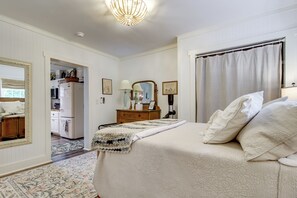 Cottage (2 Bedrooms) | Interior