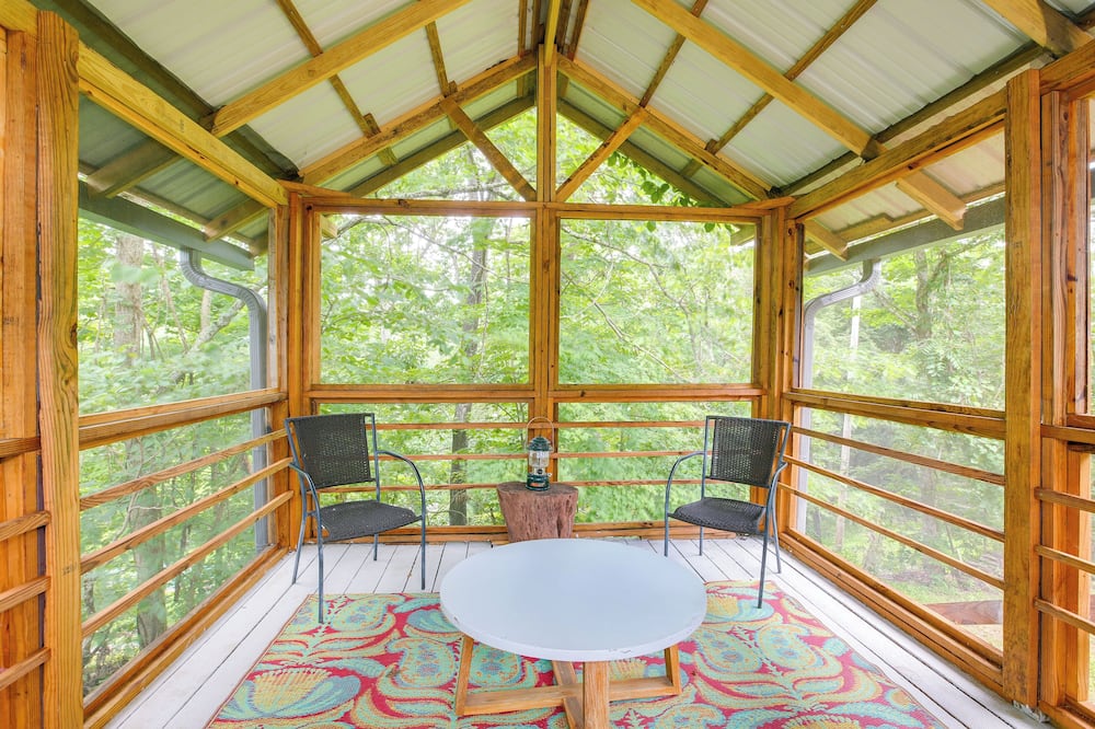 1 Mi to Burr Oak Lake: Home w/ Deck & Patio! - Stockport, OH