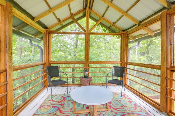 House (3 Bedrooms) | Front of property - 1 Mi to Burr Oak Lake: Home w/ Deck & Patio! (Glouster)