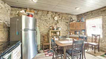 Rumah (1 Bedroom) | Interior