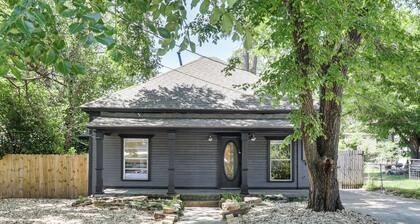 Walk to Dtwn Weatherford: Home w/ Yard!