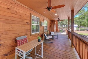 House (1 Bedroom) | Interior