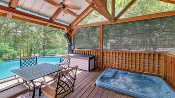 House (1 Bedroom) | Interior