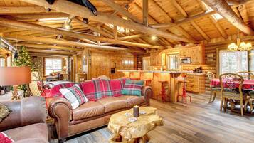 House (2 Bedrooms) | Bahagian dalam