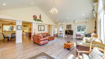 House (1 Bedroom) | Interior