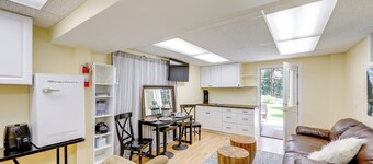 5 Mi to State Park: Studio, Walk to Happy's Inn!