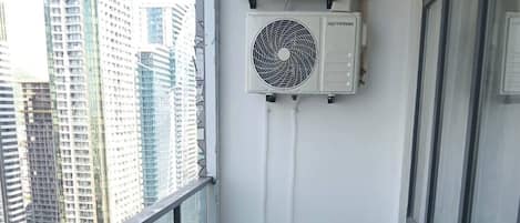 Apartment, 2 Bedrooms, Accessible, Smoking | Balcony