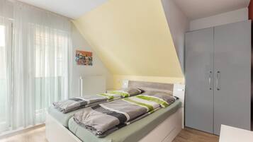 1 quarto, ferros/tábuas de passar roupa, Wi-Fi, roupa de cama