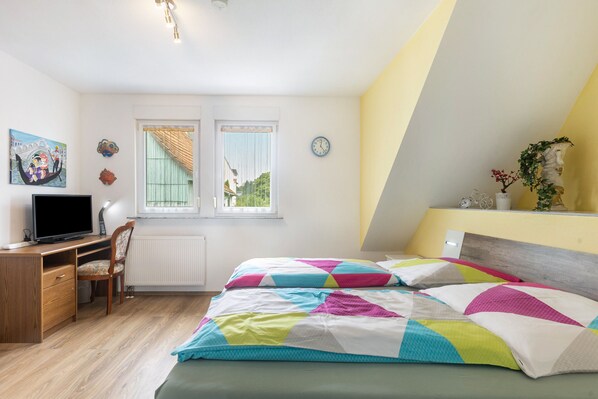 1 chambre, fer et planche à repasser, Wi-Fi, draps fournis