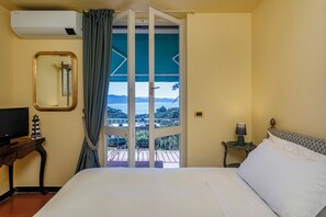 Apartment, Sea View | Iron/ironing board, free WiFi - Orizzonte Blu with Terrace by Wonderful Italy (Santa Margherita Ligure)